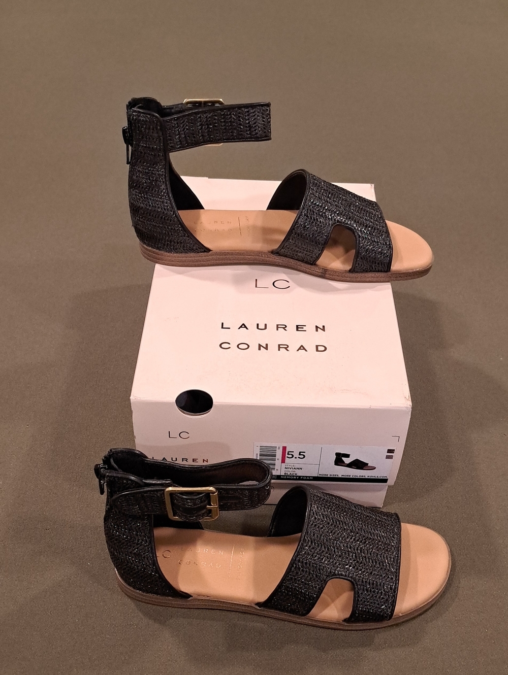 LC Lauren Conrad Niviann Women's Sandals - Color: Black - Size: 5.5